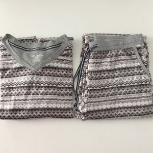 Nautica Fleece/Velour V-Neck Long Sleeve Top & Long Pants w/ Pockets MEDIUM